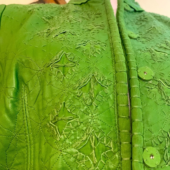 Peter Nygard Green Embroidered Blazer - Picture 2 of 16